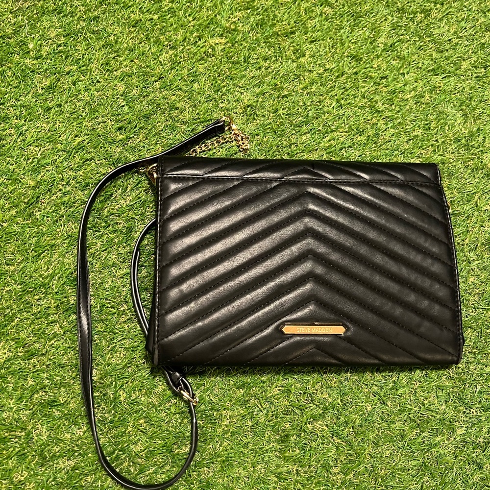 Steve Madden - Picture 3 of 3